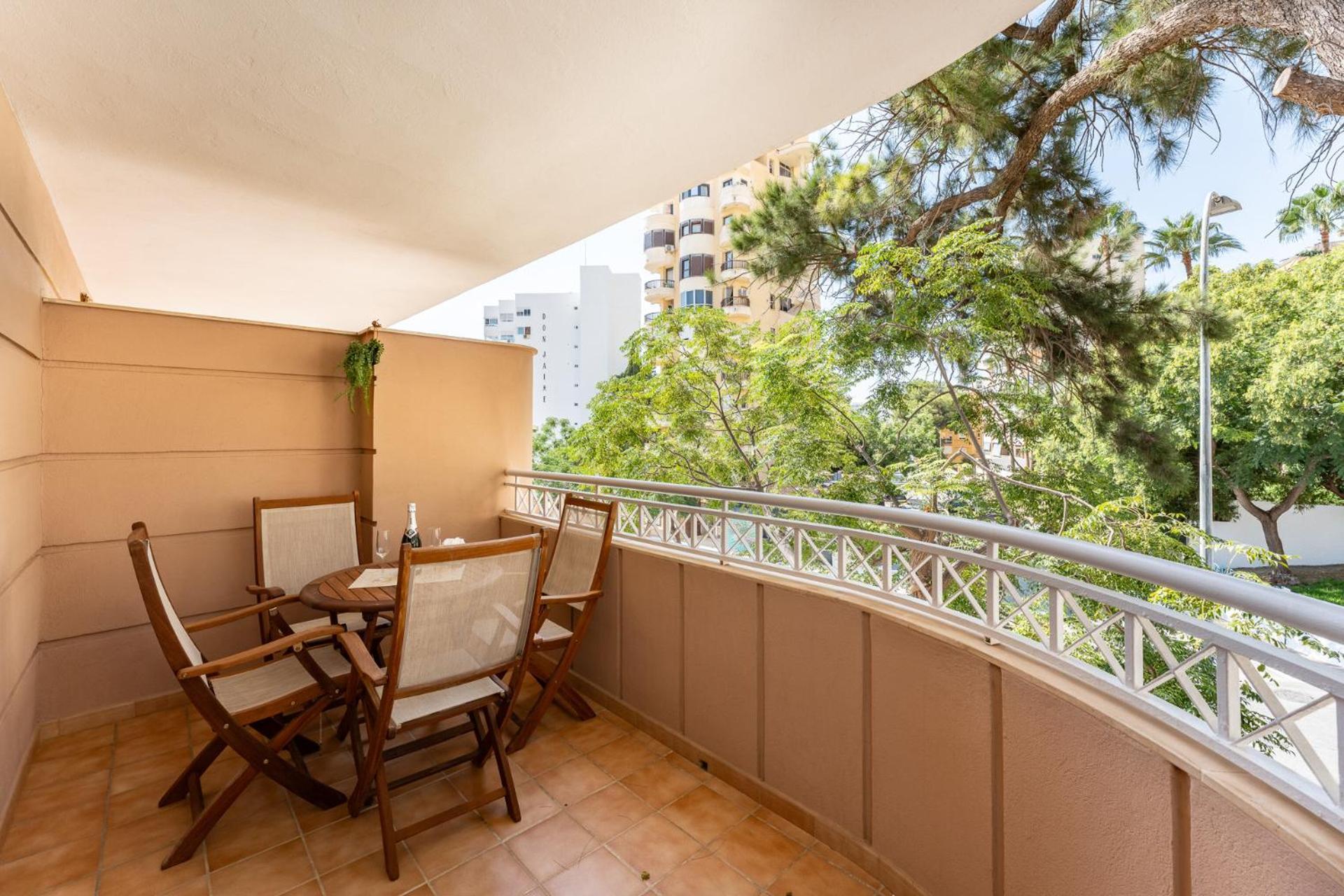 Malagasuite Costa Sol Oasis Torremolinos Dış mekan fotoğraf