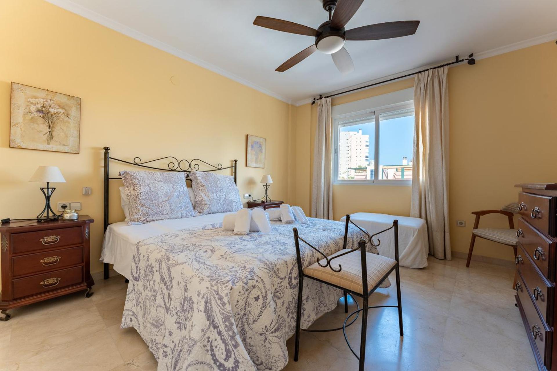 Malagasuite Costa Sol Oasis Torremolinos Dış mekan fotoğraf